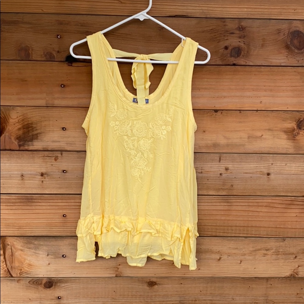 Democracy Yellow Ruffle-Hem Tank Top - Picture 3 of 5